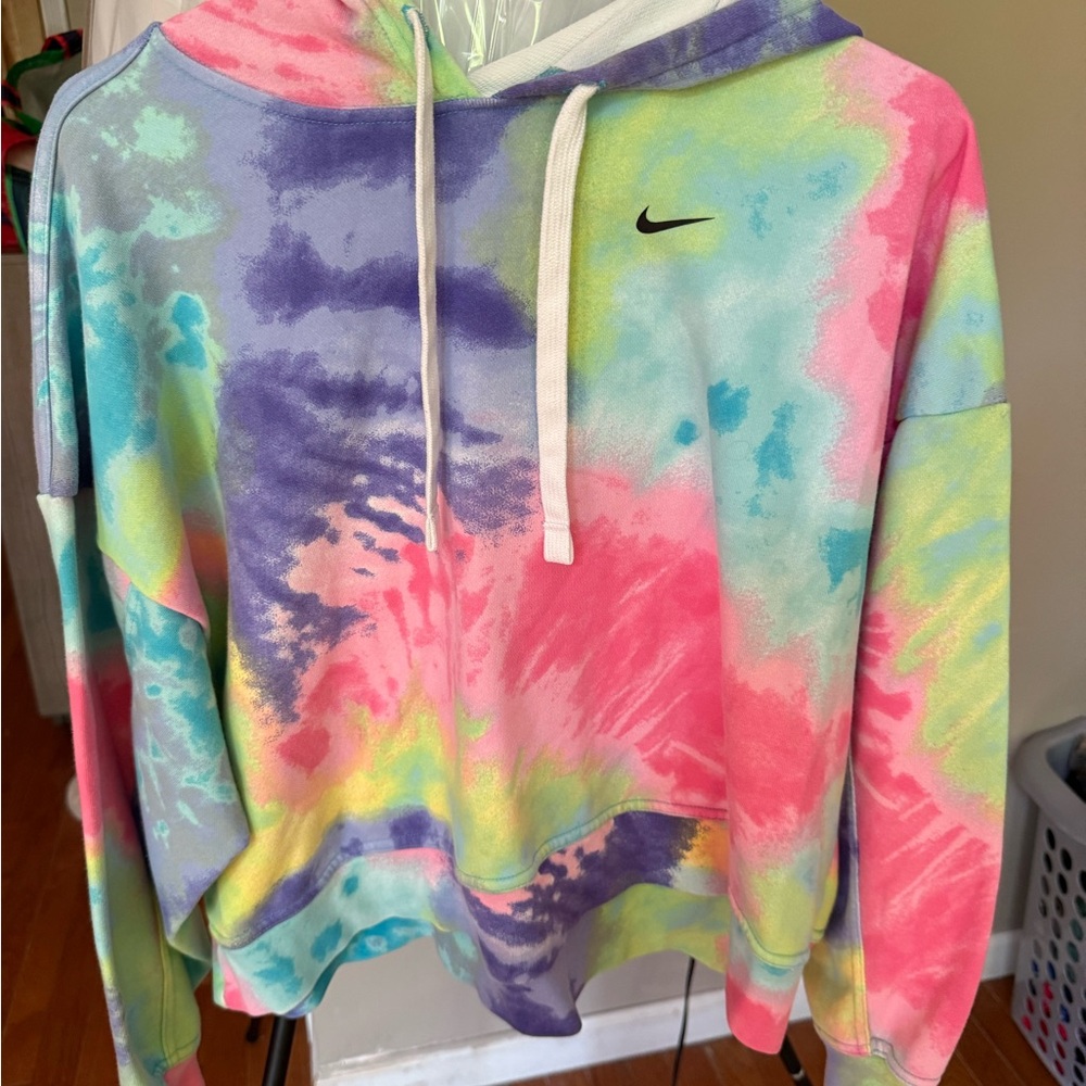 Nike Multicolor Dri-FIT hoodie and Leggins